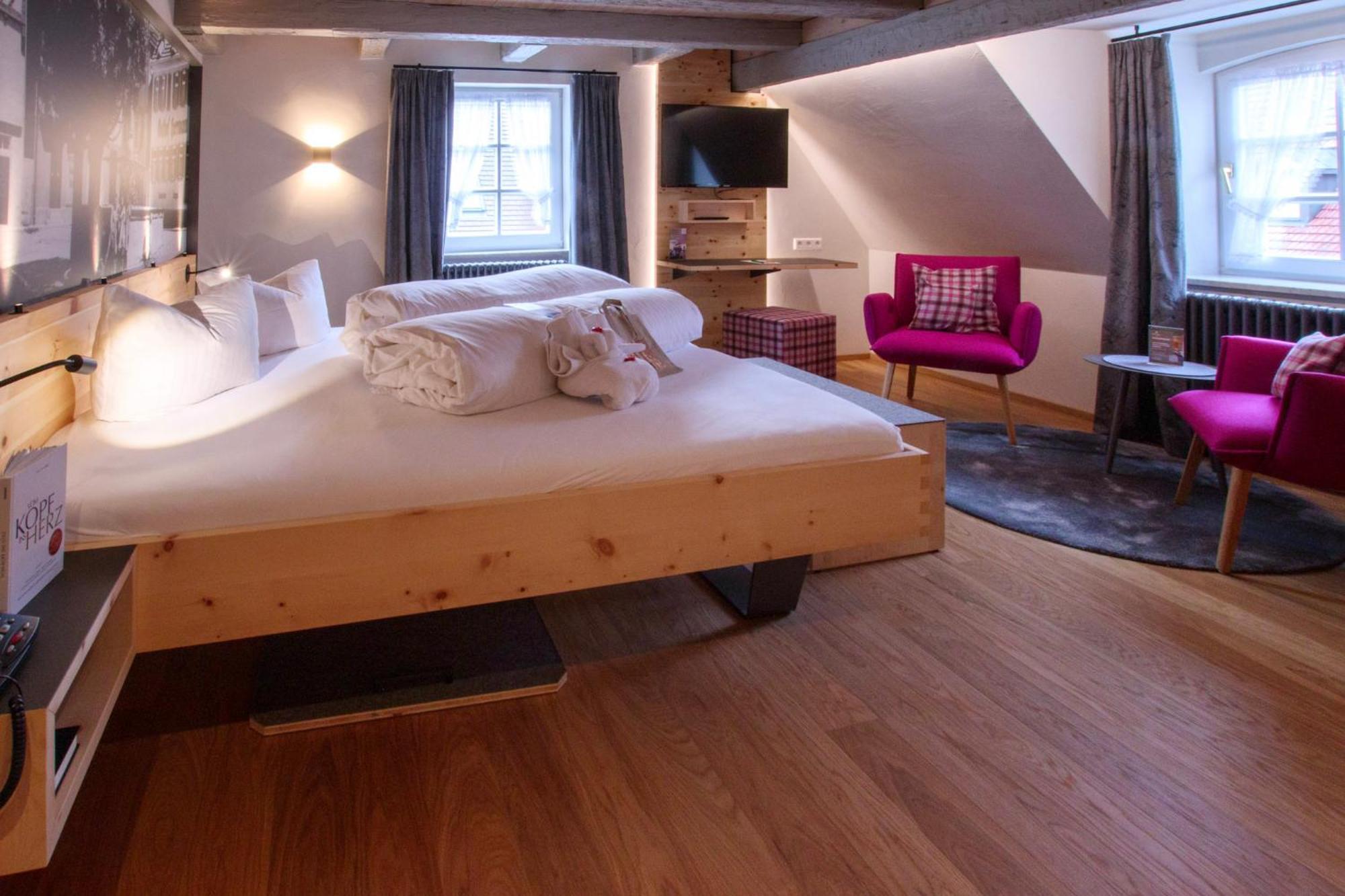 Hotel Herrmann Muensingen Ngoại thất bức ảnh