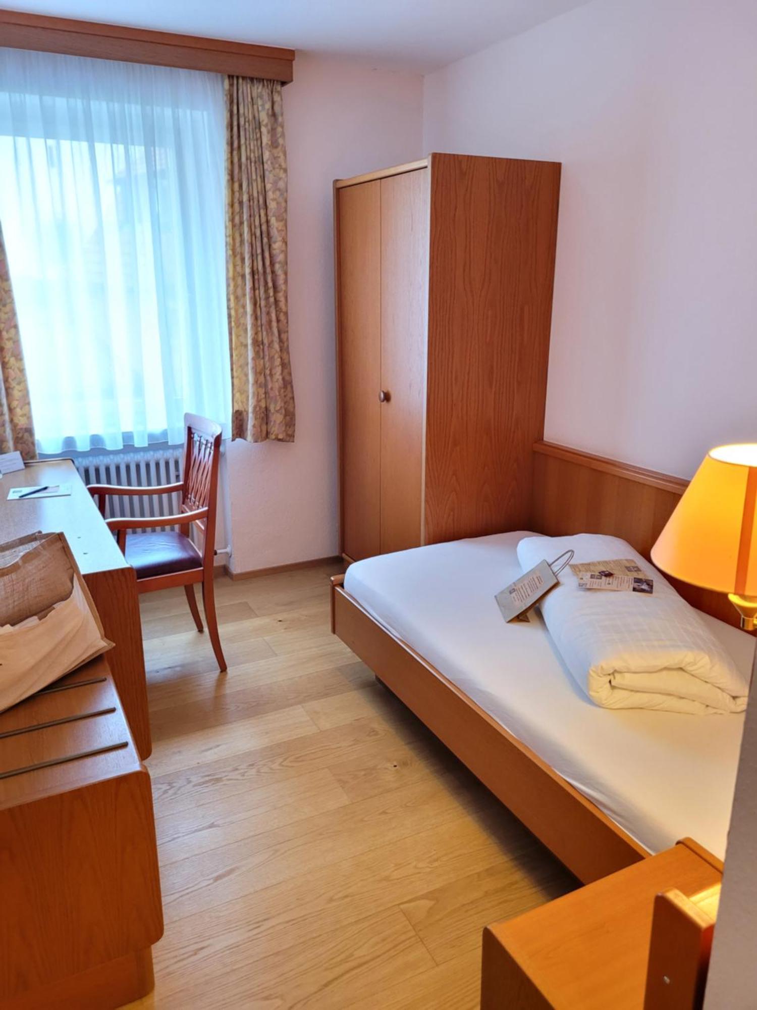 Hotel Herrmann Muensingen Ngoại thất bức ảnh
